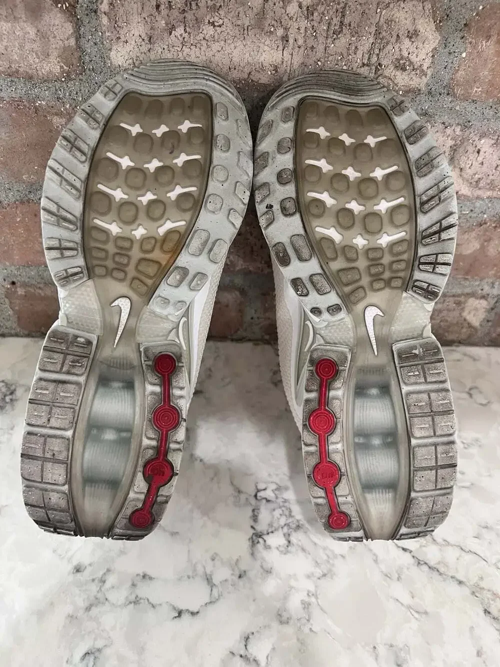 Nike Air Max Dn Women's Sneakers Size 7